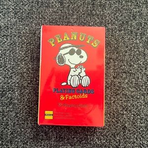 •Schulz Museum Limited Snoopy Playing Cards & Factoids NWT•